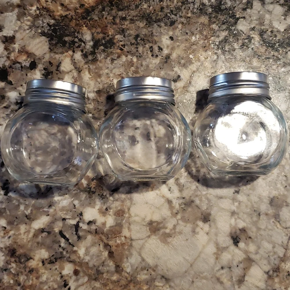 Set of 3 glass jars